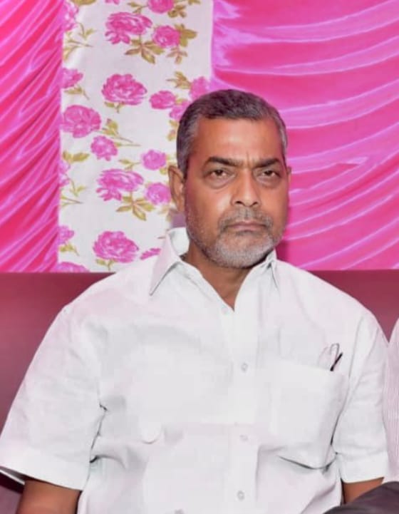श्री अखिलेश्वर नाथ शुक्ला उर्फ पल्लू भैया